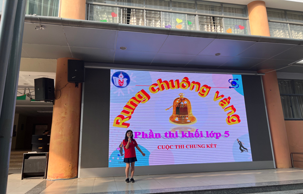 Tập thể giáo viên và học sinh khối 5 tích cực hưởng ứng các phong trào thi đua chào mừng ngày Nhà giáo Việt Nam 20.11