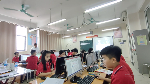 Hoạt động dạy học thử nghiệm sách giáo khoa Tin học lớp 5