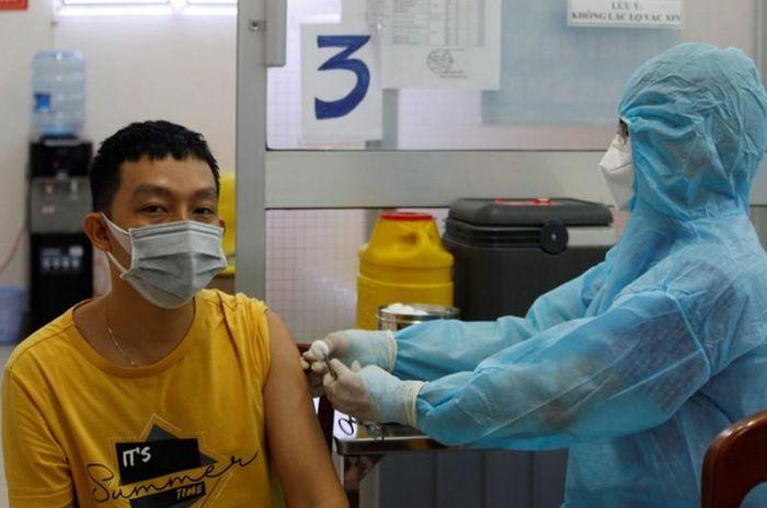 Điều cần biết về tiêm vaccine COVID-19 liều bổ sung, nhắc lại