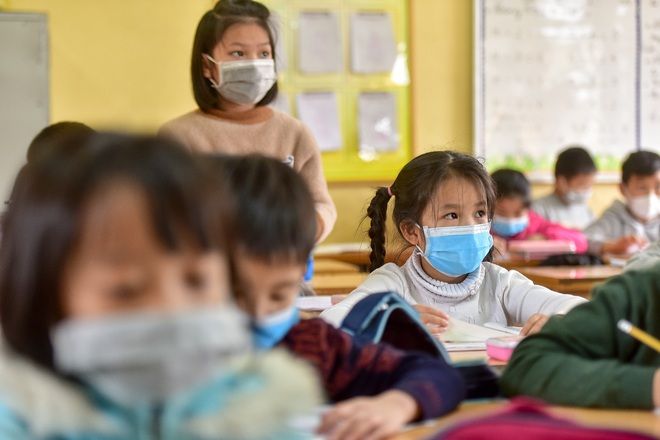 Bác sĩ khuyên gì khi học sinh trở lại trường học?