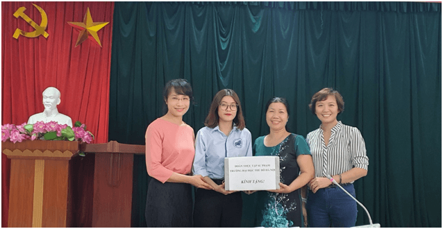 Chia tay đoàn thực tập sư phạm Đại học Thủ đô – sẽ nhớ mãi nhé khi bên nhau!