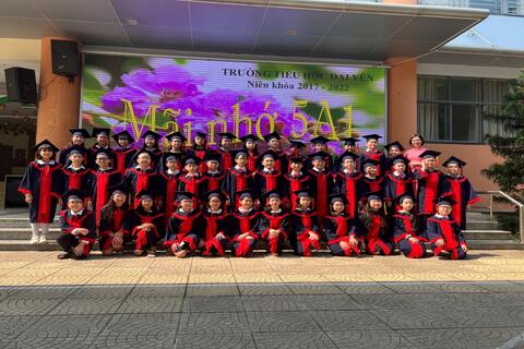 Tháng năm không trở lại