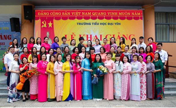 Rộn ràng ngày khai giảng năm học 2022-2023 của Trường Tiểu học Đại Yên