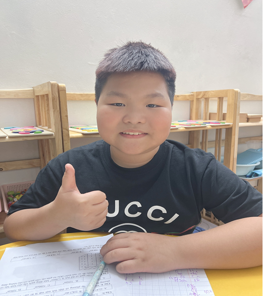 Gương sáng học đường “Nhặt được của rơi trả lại người mất”