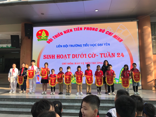 Liên đội trường Tiểu học Đại Yên: Hưởng ứng kỷ niệm 60 năm phong trào " Nghìn việc tốt" chủ đề "Bảo vệ môi trường" Thi đua lần thứ 1