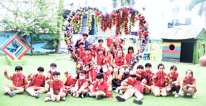 Ngày Quốc tế Hạnh phúc (20/3) - Yêu thương và sẻ chia  - Khối 2 trường Tiểu học Đại Yên