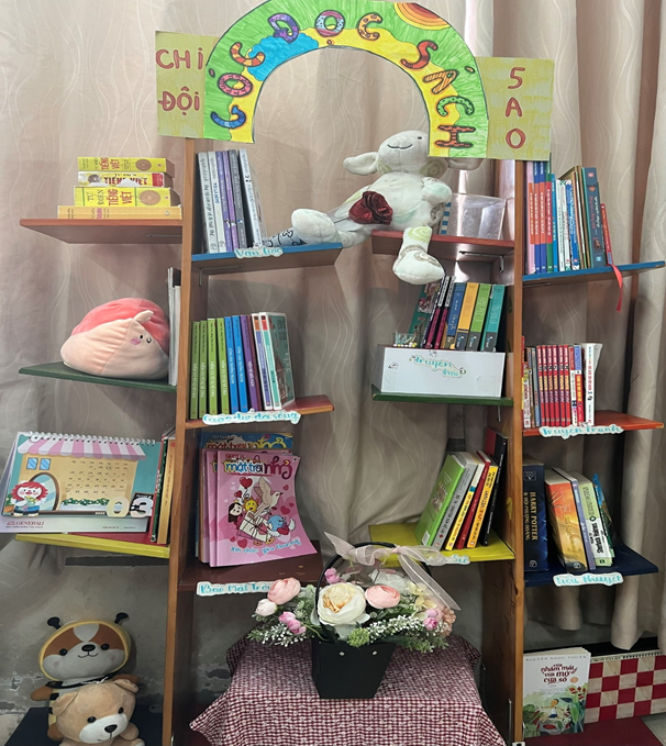 Góc thư viện 5A0 - Đọc sách đường tới chân trời tri thức.