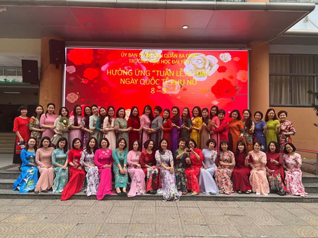 Từng bừng Lễ hội áo dài