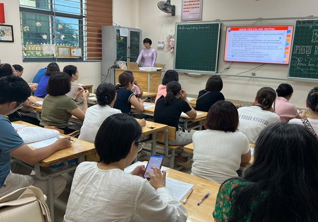 Buổi họp Phụ huynh đầu năm học 2025-2026 nhiều cảm xúc với PHHS khối 5