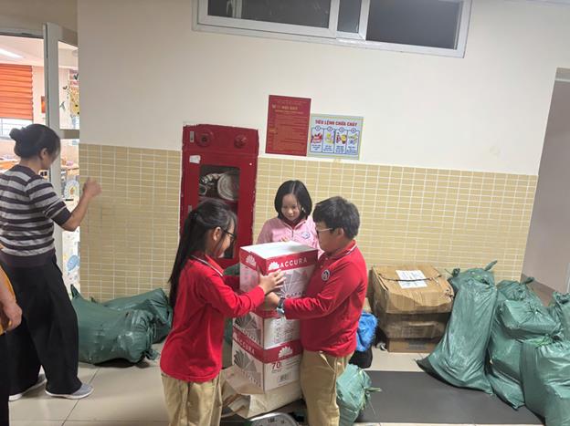 Học sinh trường Tiểu học Đại Yên tham gia Phong trào "Kế hoạch nhỏ": Hành động nhỏ - Ý nghĩa lớn 2025