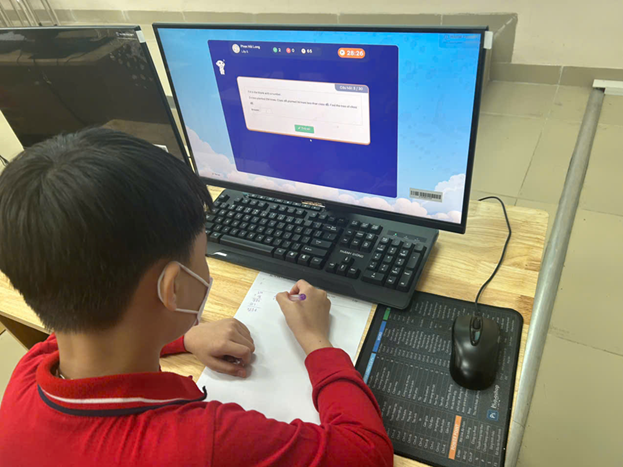 Cuộc tranh tài đầy cảm hứng của học sinh khối 5 trường tiểu học Đại Yên trong cuộc thi Chung kết cấp Quận “Đấu trường Toán học và Tiếng Anh” Ba Đình năm học 2024-2025.