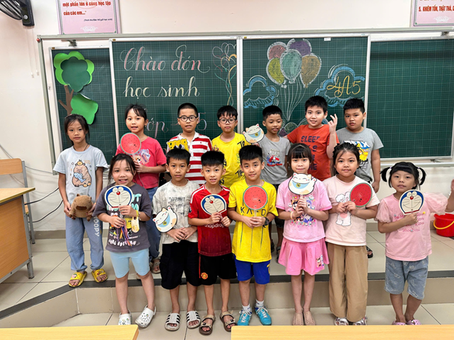 Học sinh khối 4 rộn ràng khám phá Câu lạc bộ hè 2025!!!