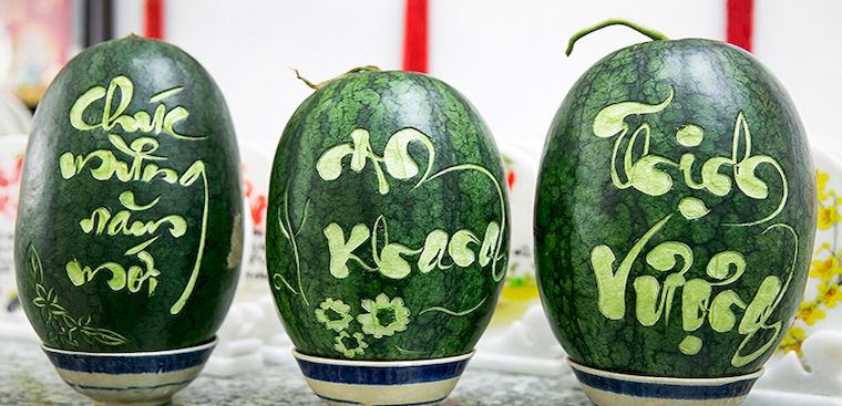Cách tỉa dưa hấu đẹp, đơn giản nhất để trang trí cho mâm ngũ quả ngày Tết
