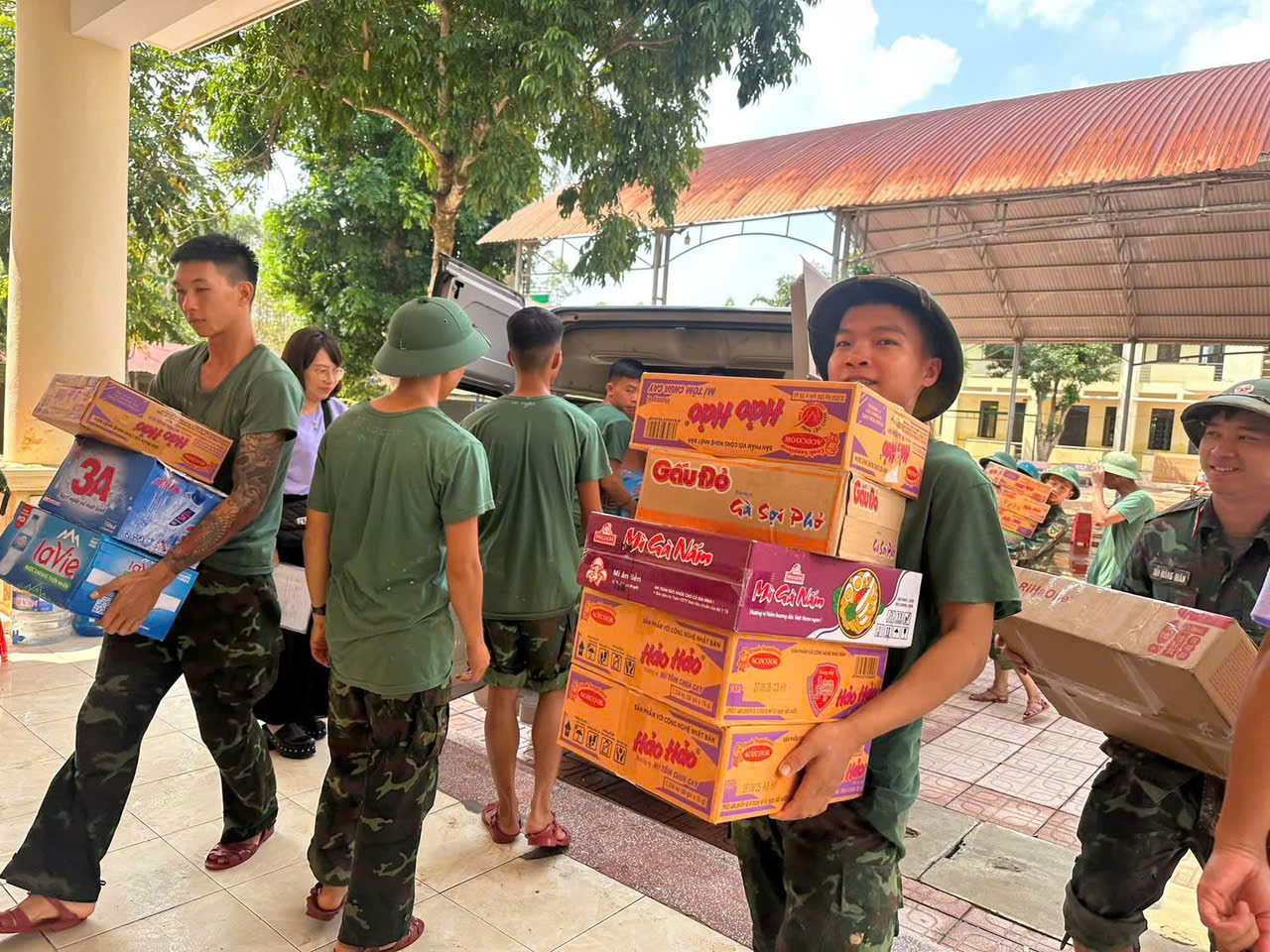 C:\Users\Hoc sinh\Downloads\2136154701957266020 (1).jpg