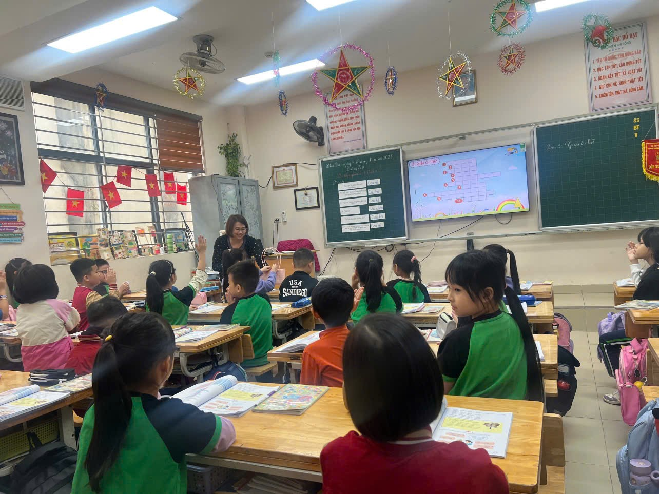 A group of children in a classroom
AI-generated content may be incorrect.