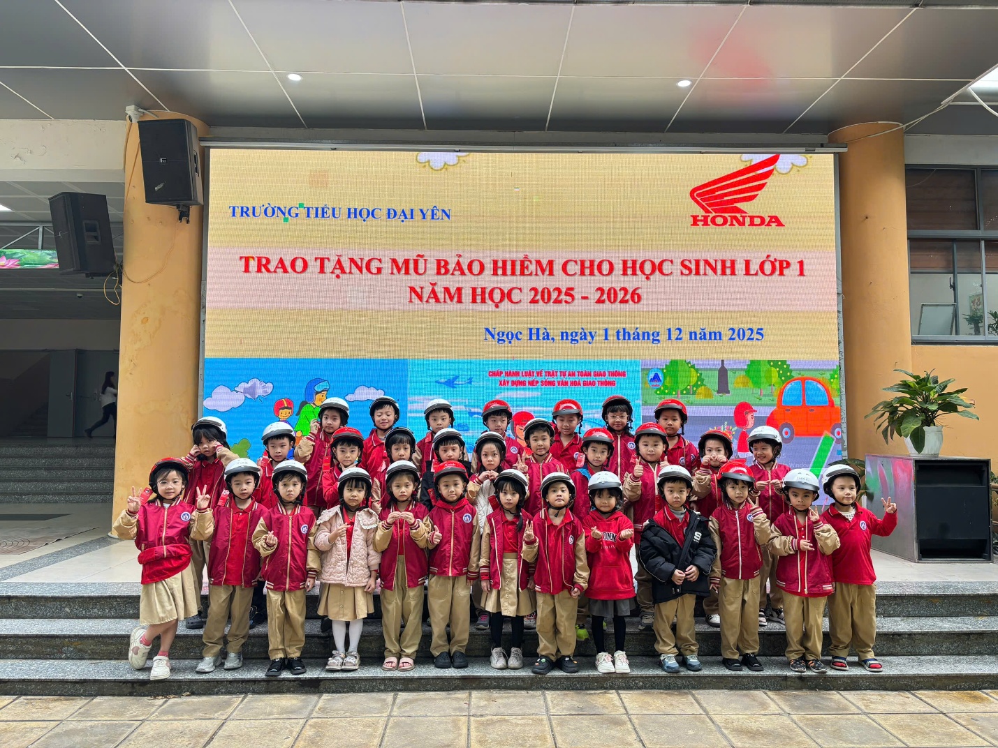 C:\Users\THANH GIONG\Downloads\4047202916149991628.jpg