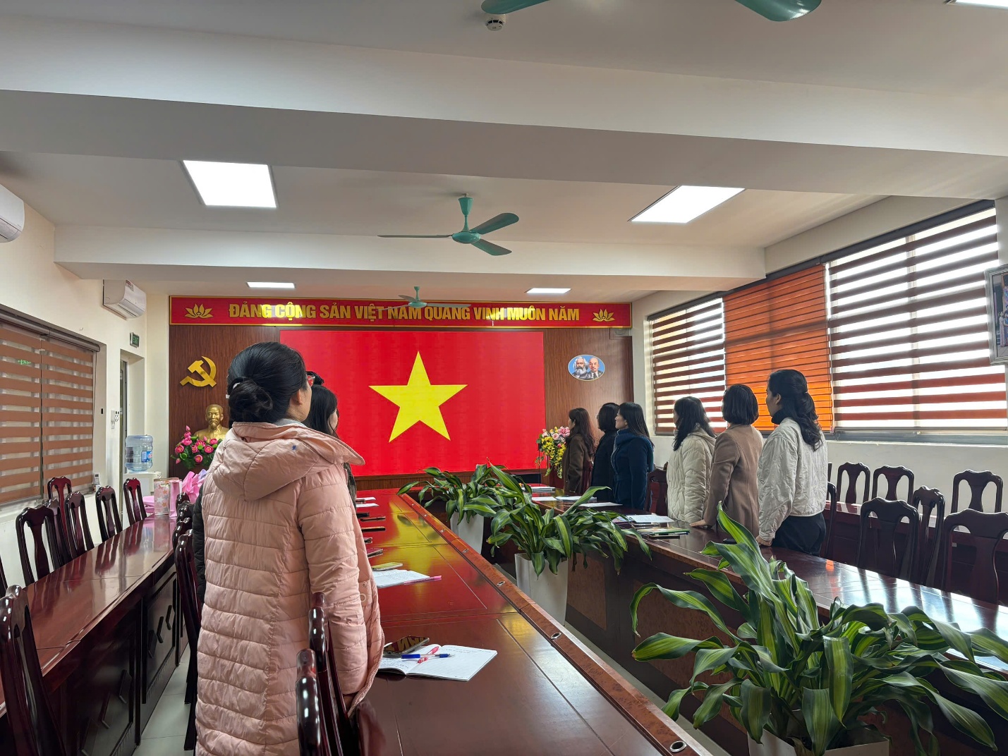 C:\Users\THANH GIONG\Downloads\217710557077258768.jpg